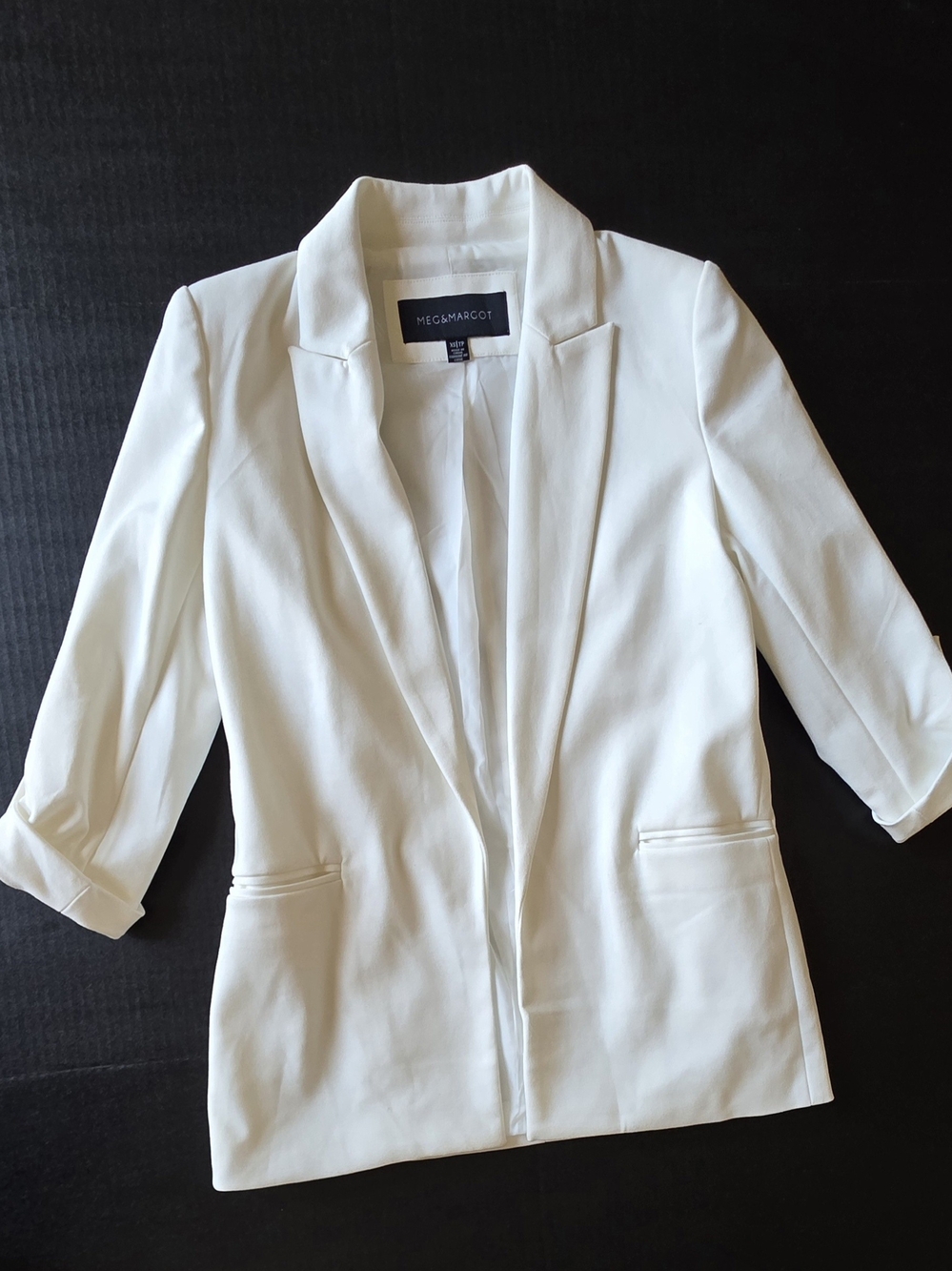 Meg & Margot White Open front Women Blazer notch Collar Minimalist Corporate